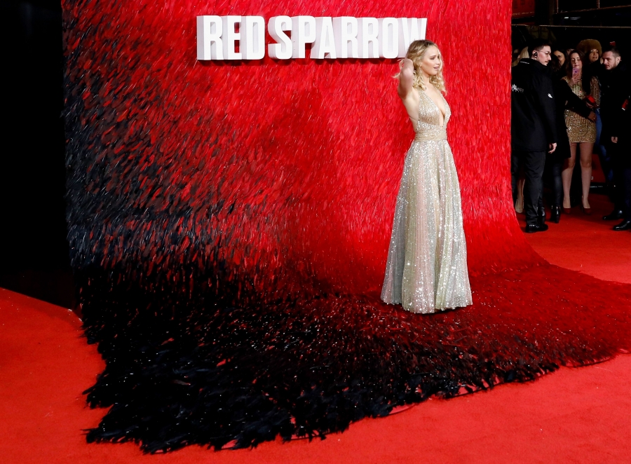 Red_Sparrow_uk_289129.jpg