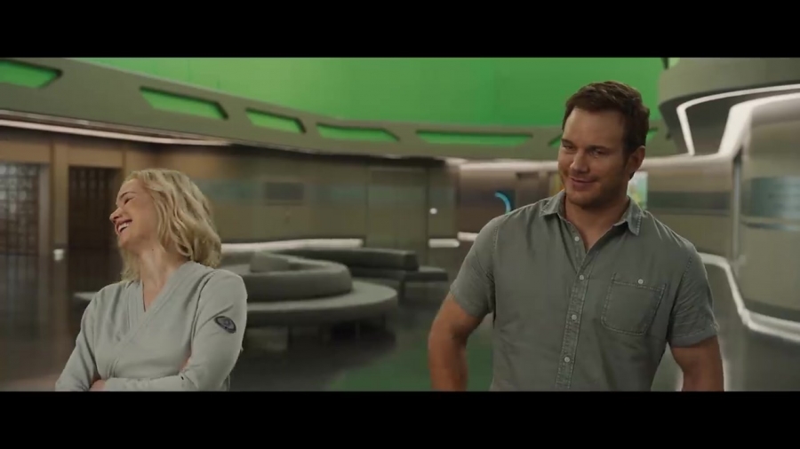 Passengers_Outtakes_with_Jennifer_Lawrence__013.jpg