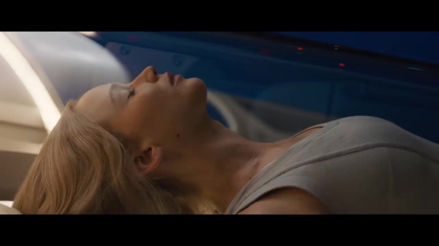 Click to view full size image
==============
Passengers_Outtakes_with_Jennifer_Lawrence__039.jpg Passengers_Outtakes_with_Jennifer_Lawrence__039.jpg
