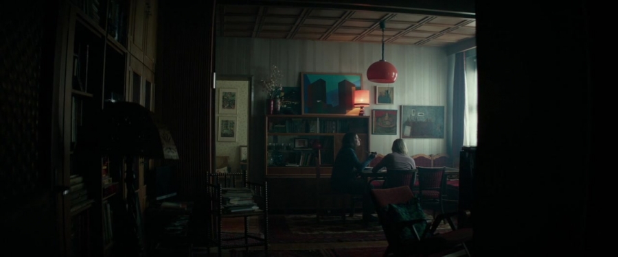 Red_Sparrow_28168329.jpg