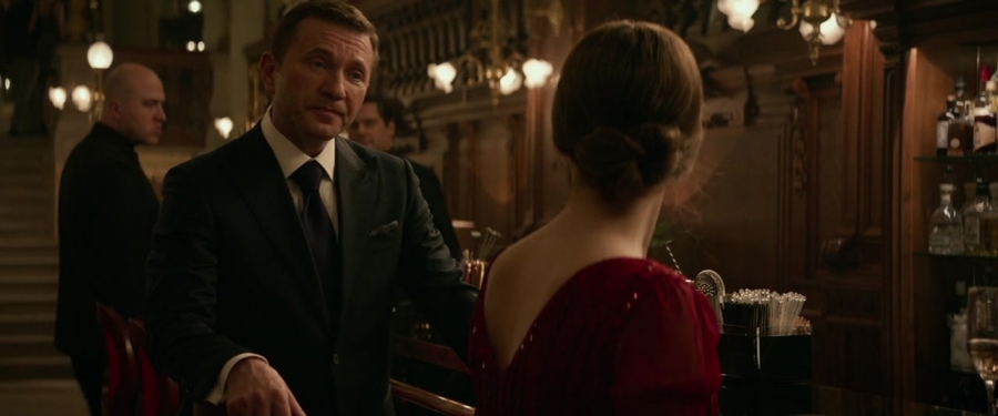 Red_Sparrow_2822729.jpg