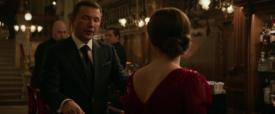 Red_Sparrow_2822829.jpg