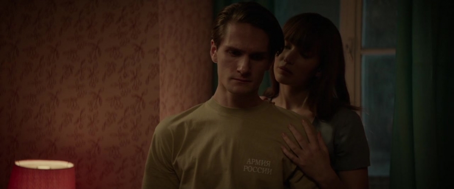 Red_Sparrow_2847029.jpg