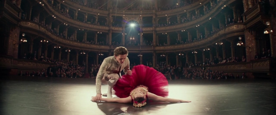 Red_Sparrow_288229.jpg
