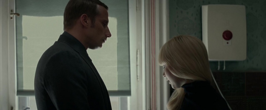Red_Sparrow_2894429.jpg
