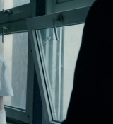 Red_Sparrow_28156129.jpg