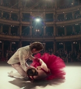 Red_Sparrow_288329.jpg