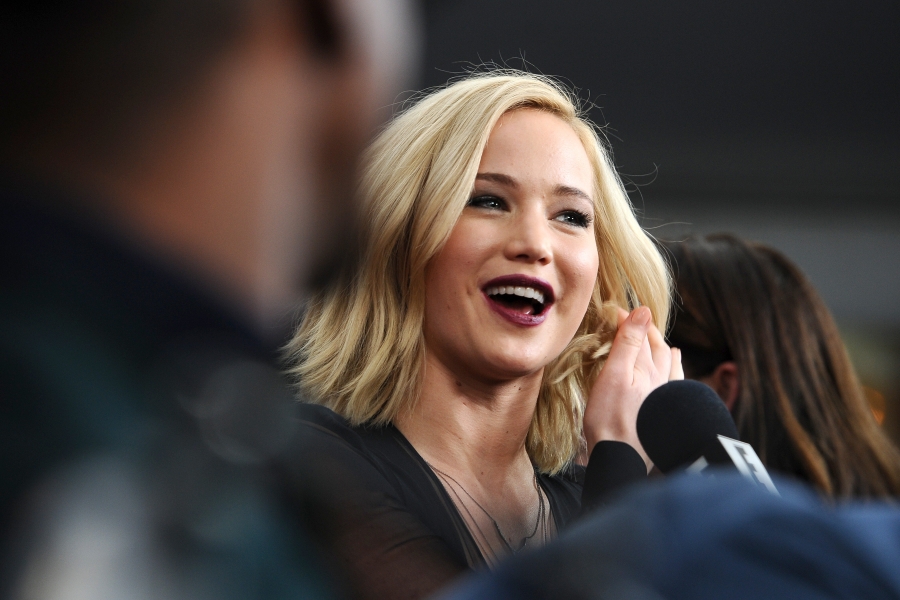 54111944_jennifer_lawrence_003.jpg