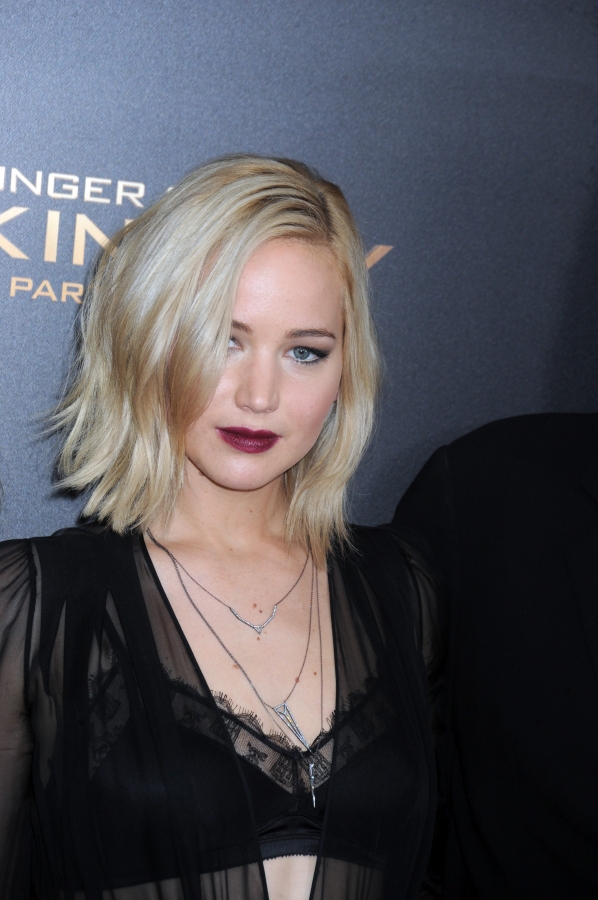 54112042_jennifer_lawrence_051.jpg