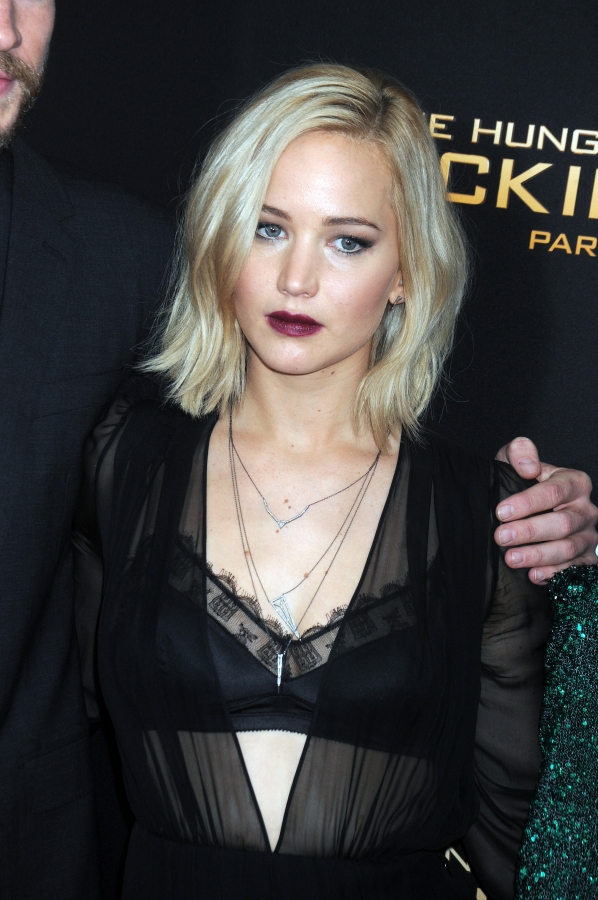 54112112_jennifer_lawrence_064.jpg