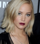 54112037_jennifer_lawrence_049.jpg