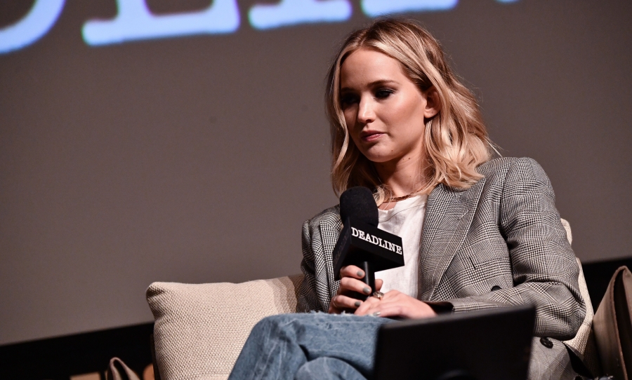 Click to view full size image
==============
panel_at_The_Contenders_2017_in_Los_Angeles__28629.jpg panel_at_The_Contenders_2017_in_Los_Angeles__28629.jpg