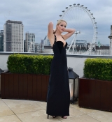 Red_Sparrow_Photocalluk_282729.jpg