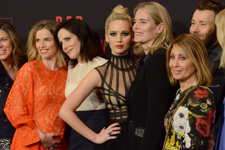 Click to view full size image
==============
RedSNYPremiere_28229.jpg RedSNYPremiere_28229.jpg