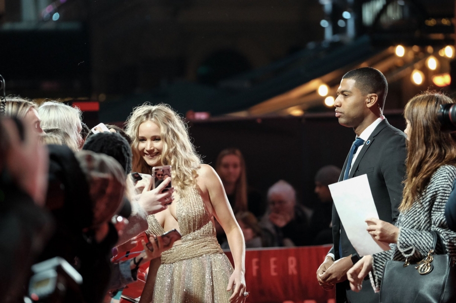 Red_Sparrow_uk_286229.jpg