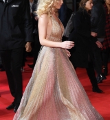 Red_Sparrow_uk_282929.jpg