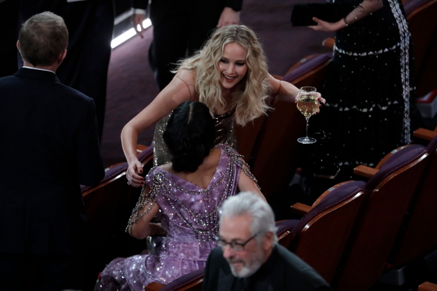 Click to view full size image
==============
90thoscars_281329.jpg 90thoscars_281329.jpg