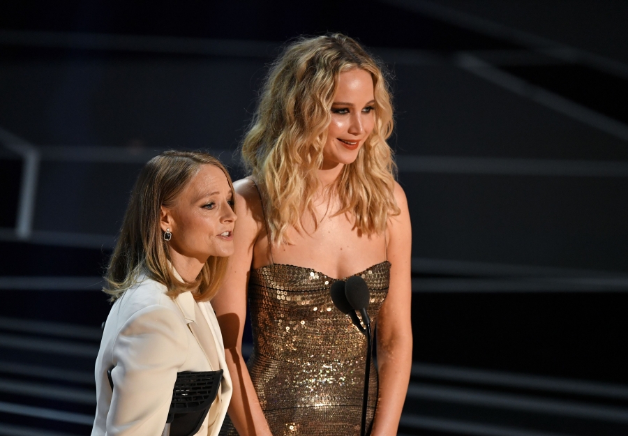 Click to view full size image
==============
90thoscars_285229.jpg 90thoscars_285229.jpg