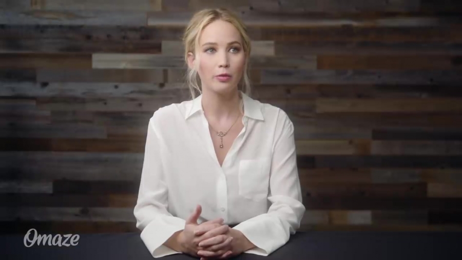 Jennifer_Lawrence_Helps_the_Internet_Escape_Awkward_Situations____Omaze_065.jpg