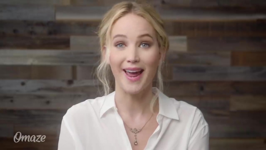 Jennifer_Lawrence_Helps_the_Internet_Escape_Awkward_Situations____Omaze_072.jpg