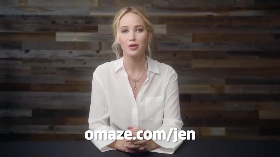 Jennifer_Lawrence_Helps_the_Internet_Escape_Awkward_Situations____Omaze_179.jpg