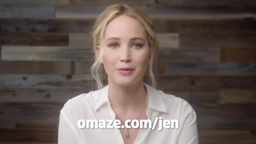 Jennifer_Lawrence_Helps_the_Internet_Escape_Awkward_Situations____Omaze_187.jpg