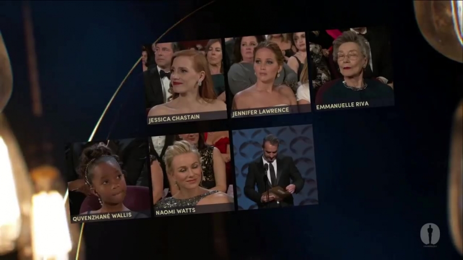 Jennifer_Lawrence_Wins_Best_Actress-_2013_Oscars_102.jpg