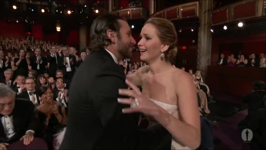 Jennifer_Lawrence_Wins_Best_Actress-_2013_Oscars_115.jpg
