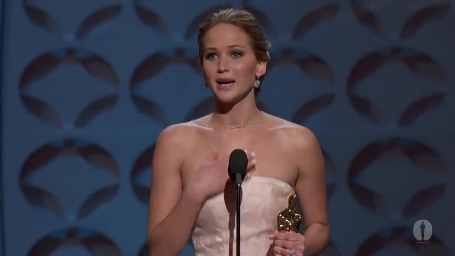 Jennifer_Lawrence_Wins_Best_Actress-_2013_Oscars_177.jpg