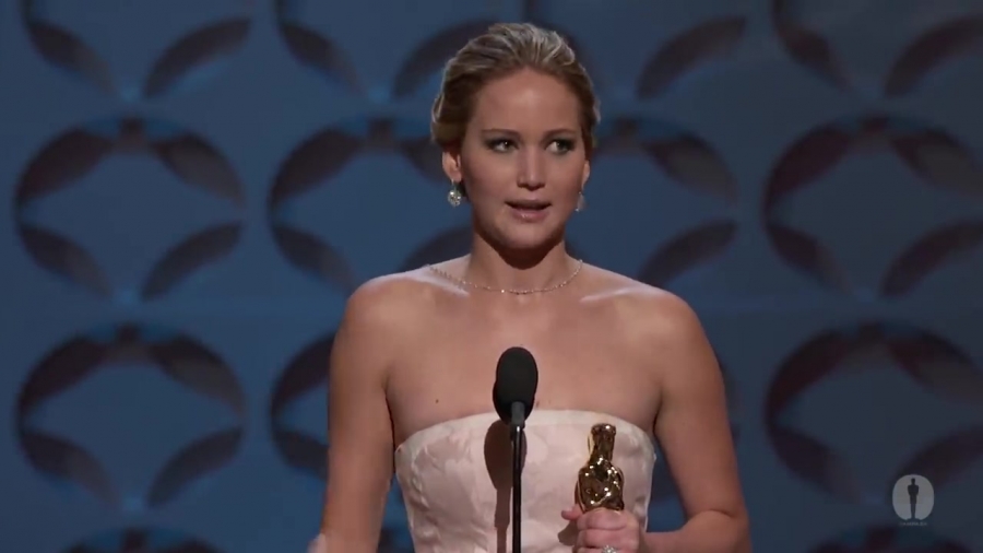 Jennifer_Lawrence_Wins_Best_Actress-_2013_Oscars_185.jpg