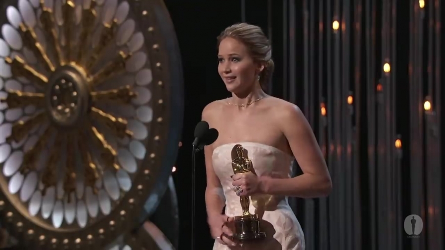 Jennifer_Lawrence_Wins_Best_Actress-_2013_Oscars_200.jpg