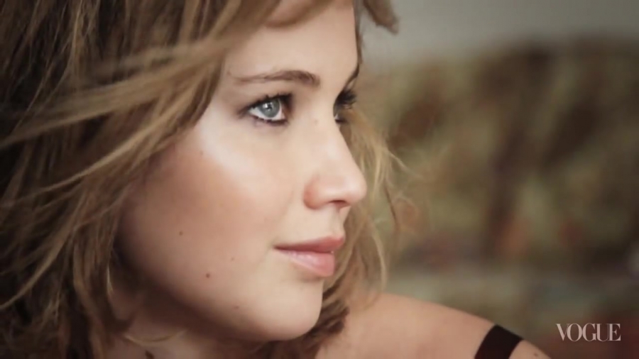 Click to view full size image
==============
Behind_the_Scenes_with_Jennifer_Lawrence_on_Her_Cover_Shoot_043.jpg Behind_the_Scenes_with_Jennifer_Lawrence_on_Her_Cover_Shoot_043.jpg