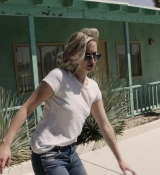 Jennifer_Lawrence_s_Awkward_Interview___Vogue_152.jpg