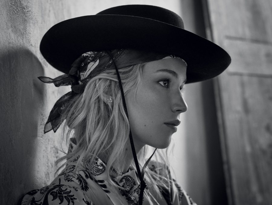 Dior_Cruise_2018_campaign0007.jpg