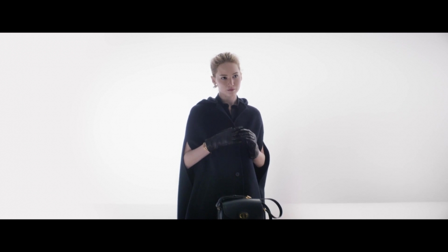 Click to view full size image
==============
Jennifer_Lawrence_for_the_Dior_Fall_2020_Collection_014.jpg Jennifer_Lawrence_for_the_Dior_Fall_2020_Collection_014.jpg