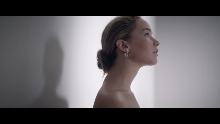 Jennifer_Lawrence_for_the_Dior_Fall_2020_Collection_101.jpg