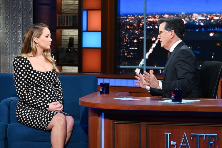 The_Late_Show_with_Stephen_Colbert_December_28529.jpg